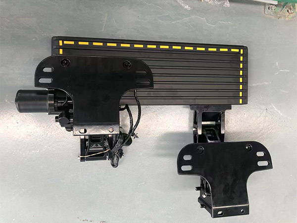 上汽大通T90更換配件時(shí)需選擇正規(guī)渠道購(gòu)買(mǎi)原廠(chǎng)或質(zhì)量可靠的配件并尋求專(zhuān)業(yè)技師進(jìn)行安裝